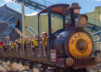 Crealy Theme Park & Resort Devon - Forth Image